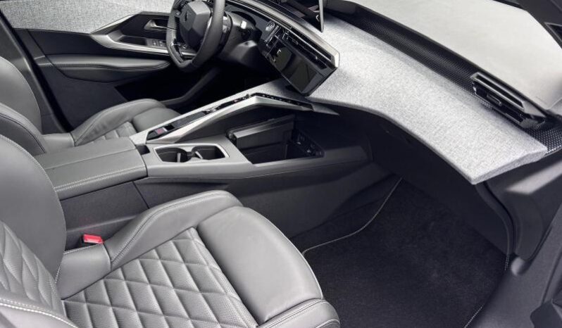 Peugeot 3008 325 Dual Motor / Launch Edition complet