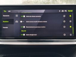 Peugeot 208 GT complet