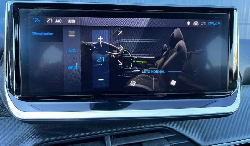 Peugeot 208 Allure / E-DSC6 / MHEV complet