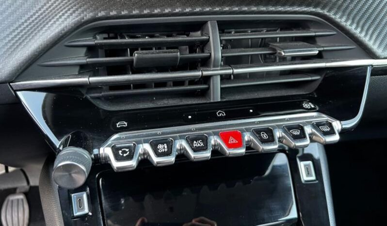 Peugeot 208 Allure / Carplay / GPS complet