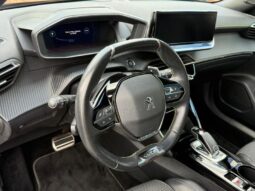 Peugeot 2008 GT / EAT8 / 1.5 BlueHDi complet
