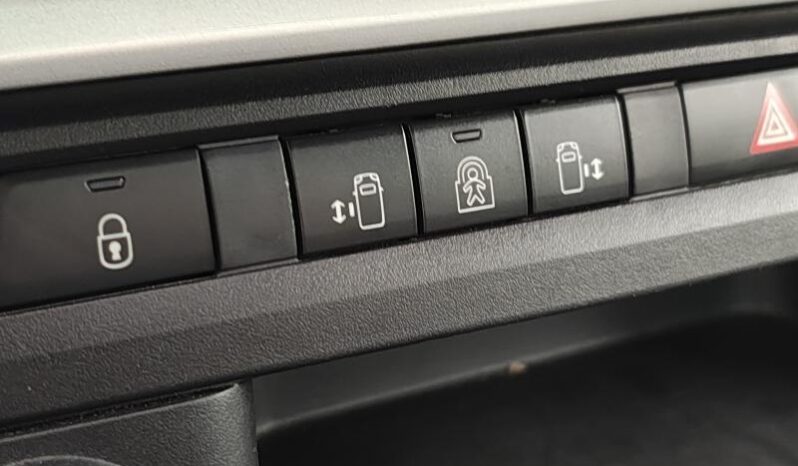 Peugeot Traveller Allure complet