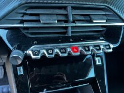 Peugeot 208 Allure / E-DSC6 / MHEV complet