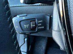 Peugeot 208 Allure / E-DSC6 / MHEV complet