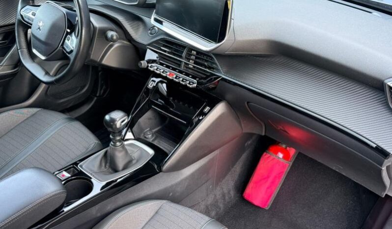 Peugeot 2008 Allure Pack / Carplay / LED complet