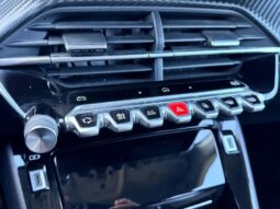 Peugeot 208 Allure / GPS / LED complet