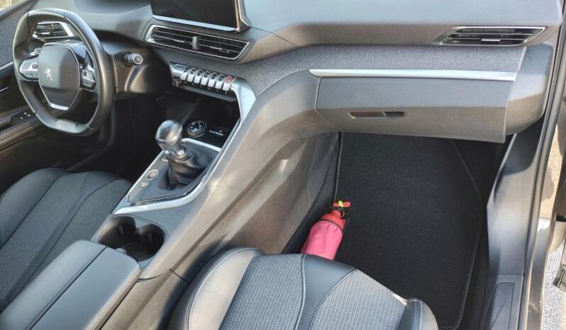 Peugeot 3008 Allure Pack / 1.5 BlueHDI complet