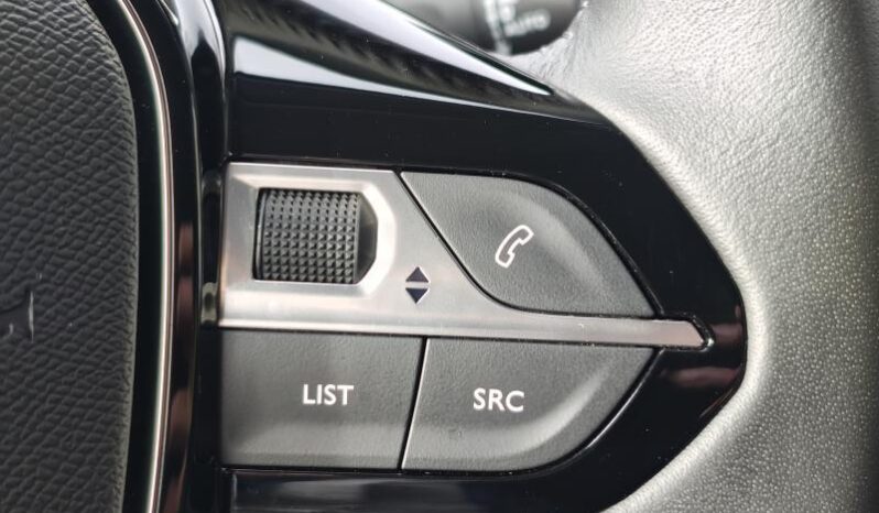 Peugeot 208 Allure / LED / Carplay complet