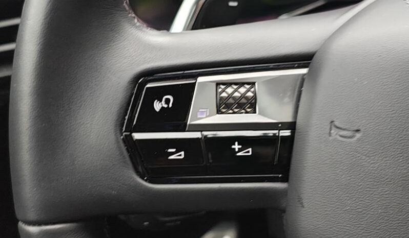 DS Automobiles DS 7 Opera / Toit ouvrant / 1.5 BlueHDi complet