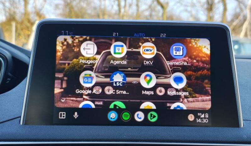 Peugeot 5008 Allure / EAT8 / Sièges chauffants complet