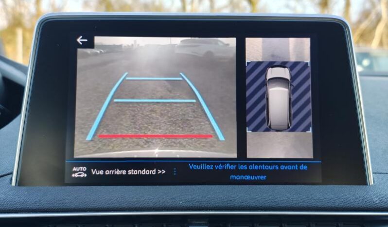 Peugeot 5008 Allure / EAT8 / Sièges chauffants complet