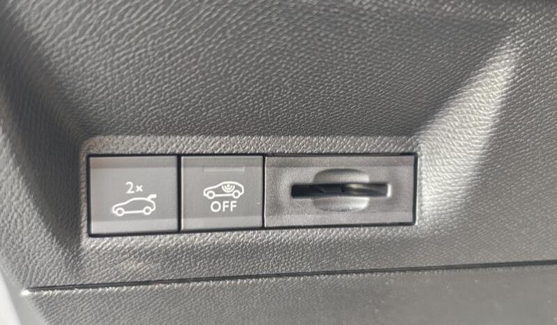 Peugeot 3008 E-3008 complet