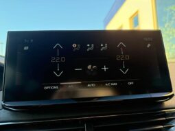 Peugeot 3008 GT / Black Pack / EAT8 complet