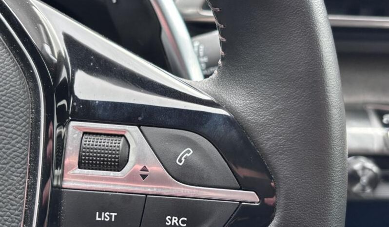 Peugeot 5008 Allure Pack / Hybrid complet