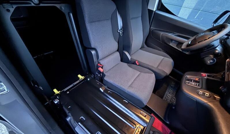 Peugeot e-Partner e-Partner / CarPlay / Heavy / 50 KWh complet