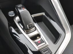 Peugeot 5008 Allure / EAT8 / Sièges chauffants complet