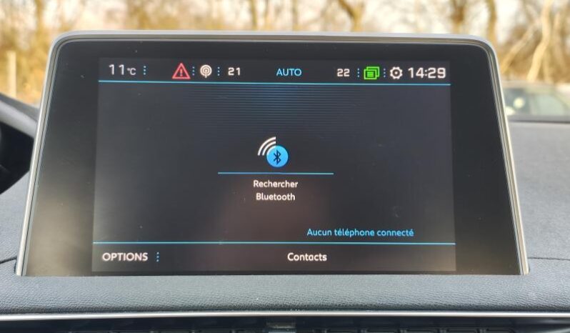 Peugeot 5008 Allure / EAT8 / Sièges chauffants complet