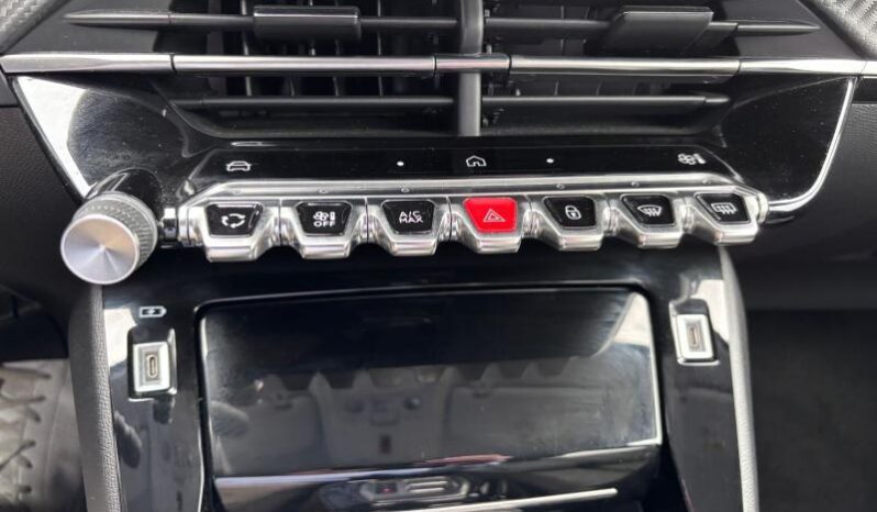 Peugeot 208 Allure / MHEV / E-DSC6 complet