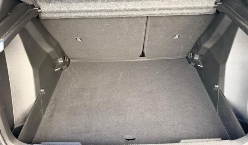 Peugeot 2008 GT / EAT8 / 130ch complet