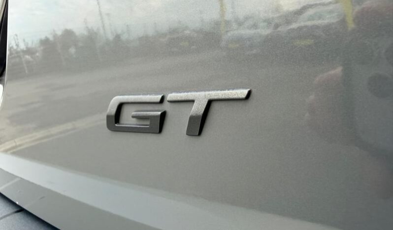 Peugeot 2008 GT / EAT8 / 130ch complet