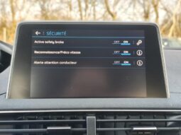 Peugeot 5008 Allure / EAT8 / Sièges chauffants complet