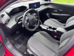 Peugeot 208 Allure / MHEV / E-DSC6 complet