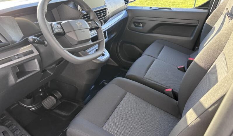 Citroen Jumpy Taille M / 150 ch / EAT8 complet
