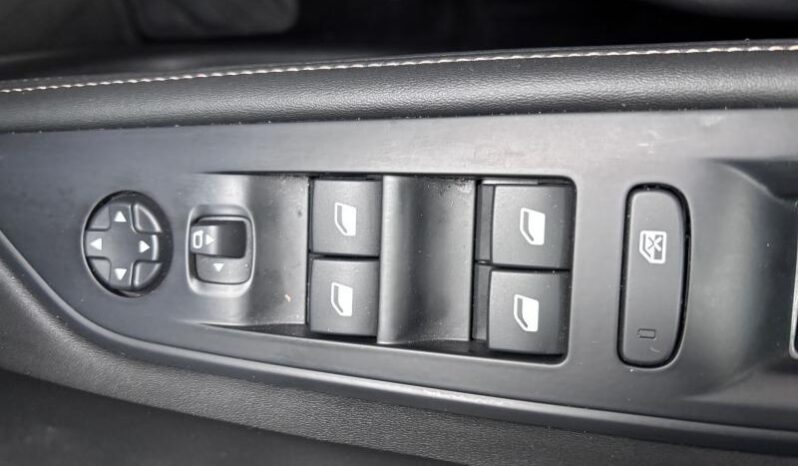 Peugeot 5008 Allure Pack / Hybrid complet