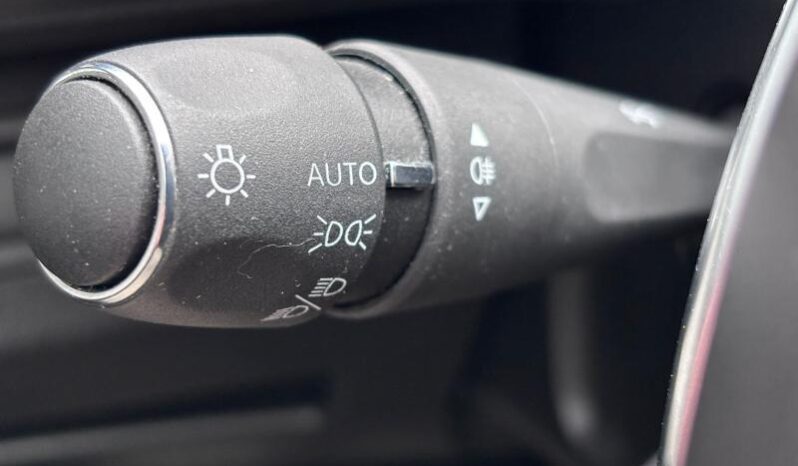 Peugeot 5008 Allure Pack / Hybrid complet