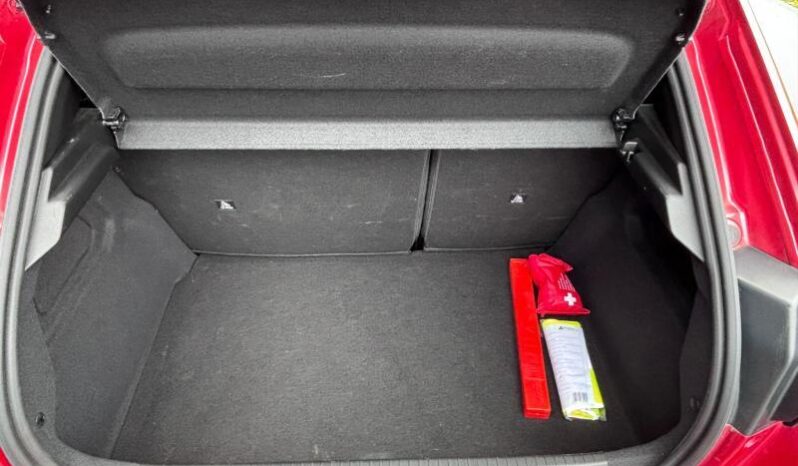 Peugeot 208 Allure / MHEV / E-DSC6 complet