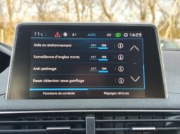 Peugeot 5008 Allure / EAT8 / Sièges chauffants complet