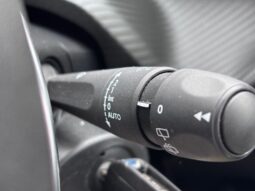 Peugeot 208 Allure / MHEV / E-DSC6 complet