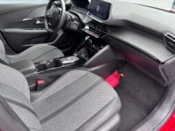 Peugeot 208 Allure / MHEV / E-DSC6 complet
