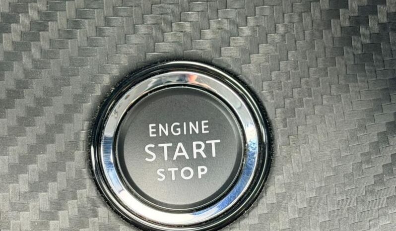 Peugeot 208 Allure / GPS / Carplay complet