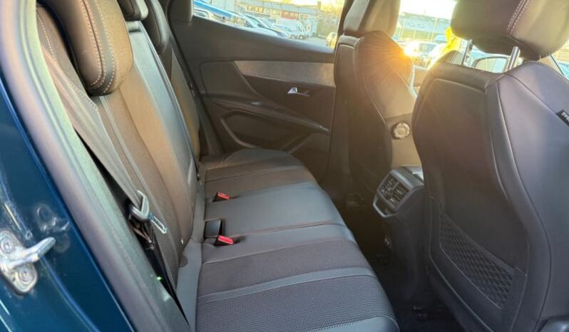 Peugeot 3008 GT / Black Pack / EAT8 complet