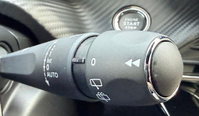 Peugeot 2008 GT / EAT8 / 130ch complet