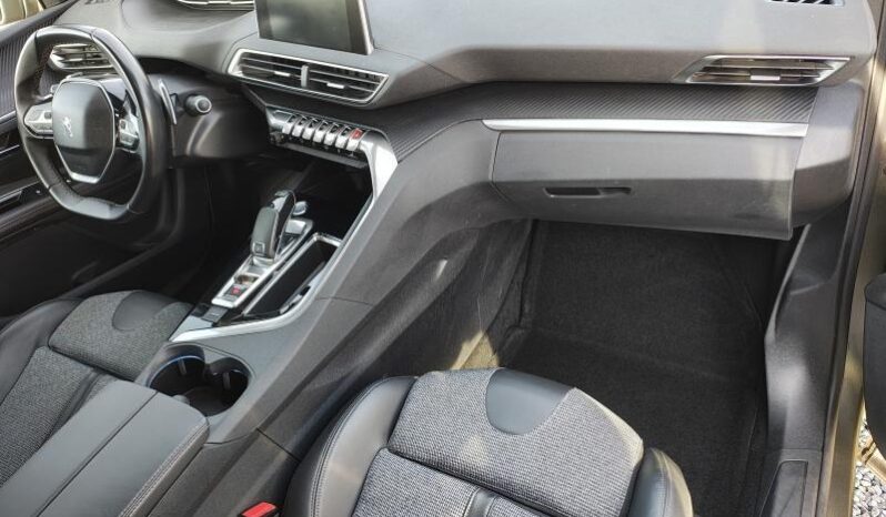 Peugeot 5008 Allure / EAT8 / Sièges chauffants complet