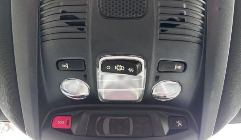 Peugeot 5008 Allure Pack / Hybrid complet