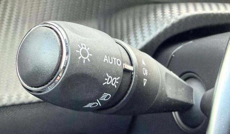 Peugeot 2008 GT / EAT8 / 130ch complet