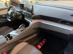 Peugeot 3008 GT / Black Pack / EAT8 complet