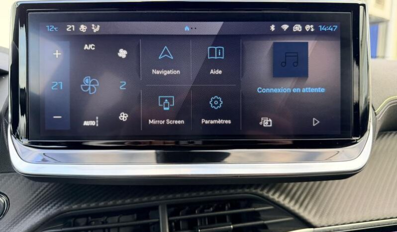 Peugeot 2008 GT / EAT8 / 130ch complet