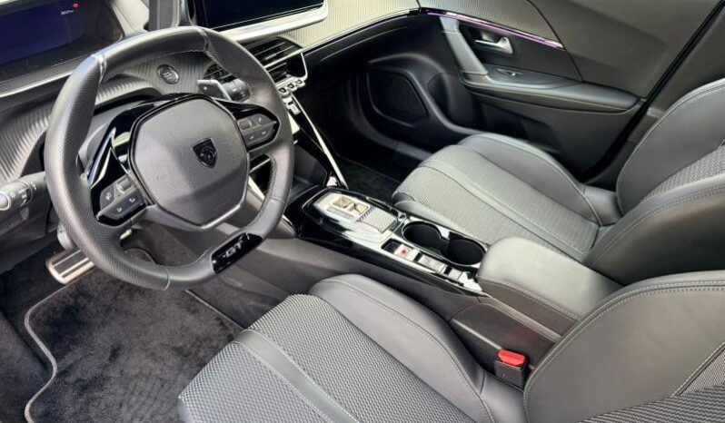Peugeot 2008 GT / EAT8 / 130ch complet