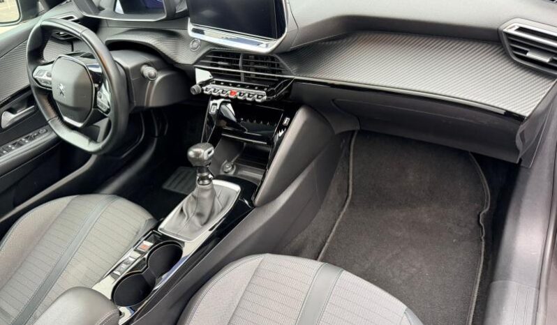Peugeot 208 Allure / GPS / Carplay complet