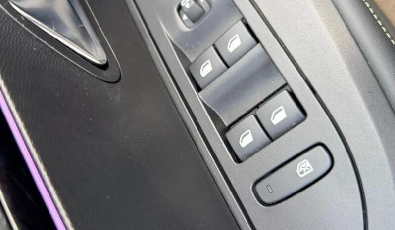 Peugeot 2008 GT / EAT8 / 130ch complet