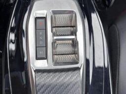 Peugeot 208 Allure / MHEV / E-DSC6 complet