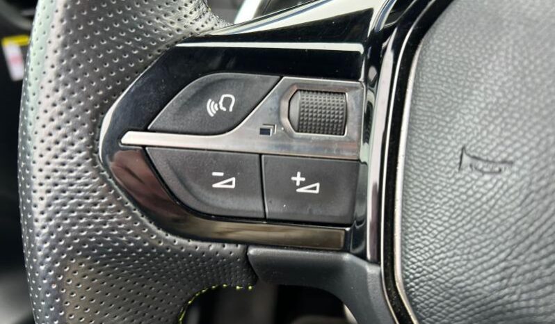 Peugeot 208 GT / EAT8 / Cuir! / Pano complet