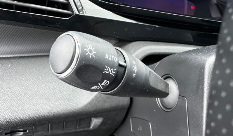 Peugeot 308 GT / EAT8 complet