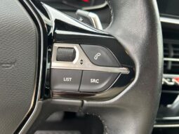 Peugeot 208 Allure / EAT8 / Carplay complet