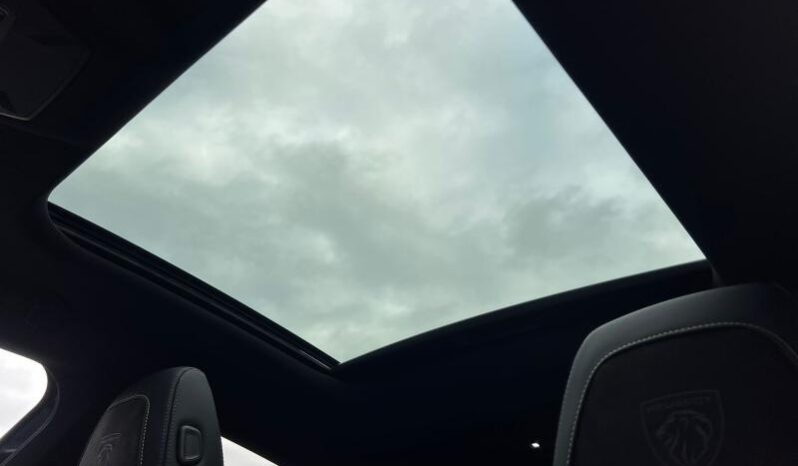 Peugeot 308 GT HYBRID complet