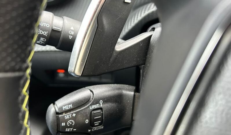 Peugeot 208 GT / EAT8 / Cuir! / Pano complet